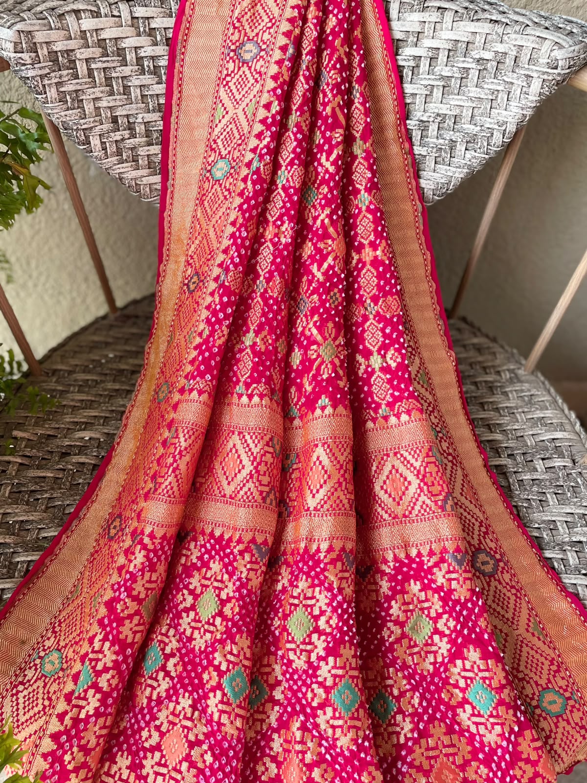 Yashvi - Rani Pink Meenakari Bandhani Dupatta