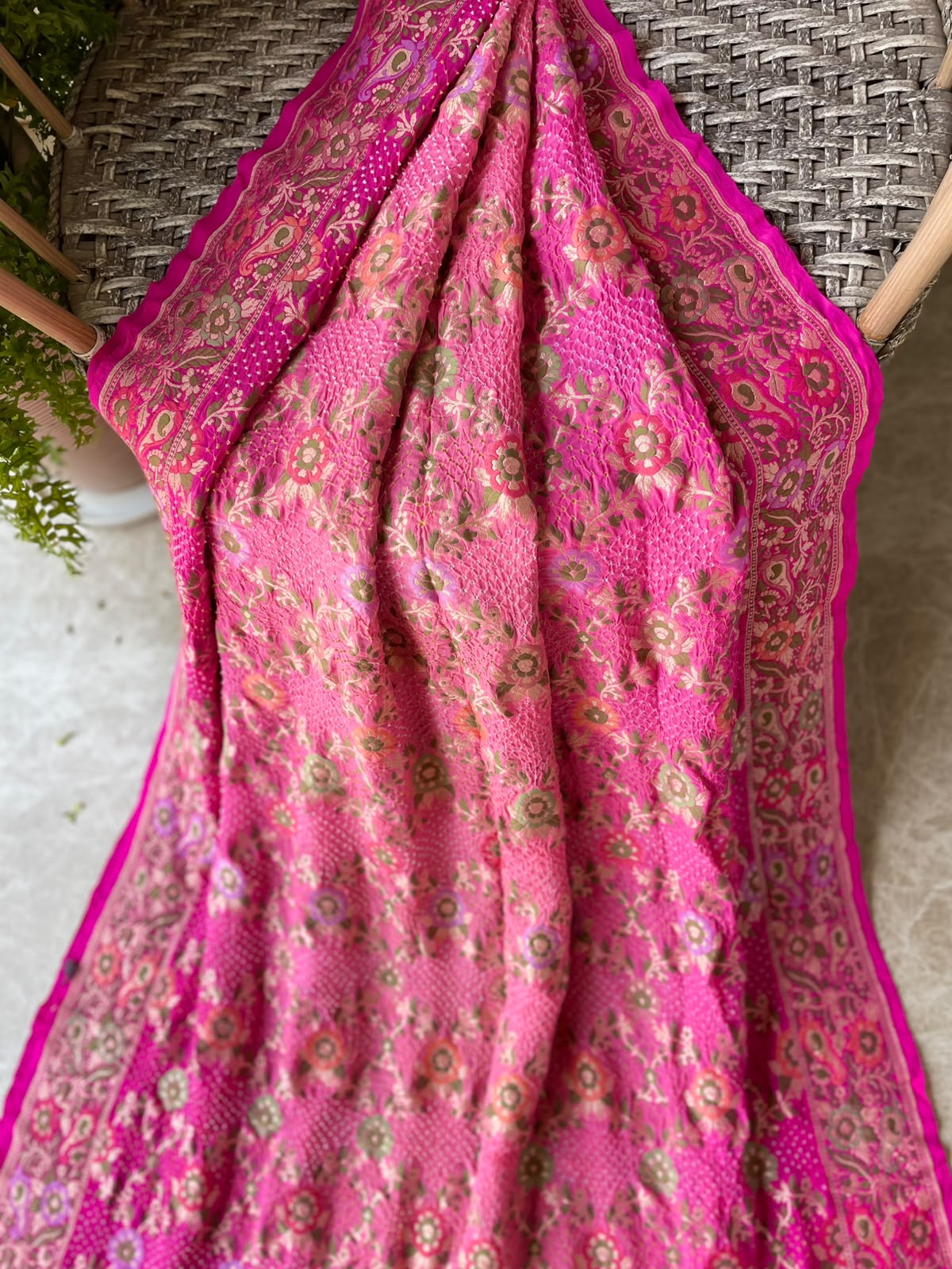 Tanuja - Pink & Peach Tilfi Meenakari Bandhani Saree
