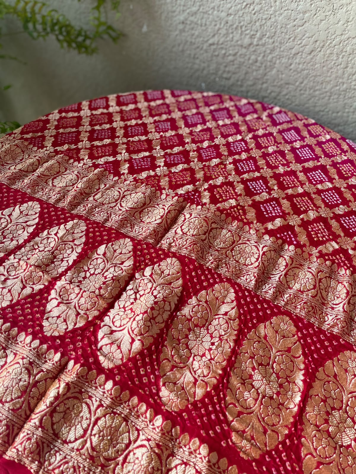 Kamna - Red & Pink Bandhani Banarasi Dupatta