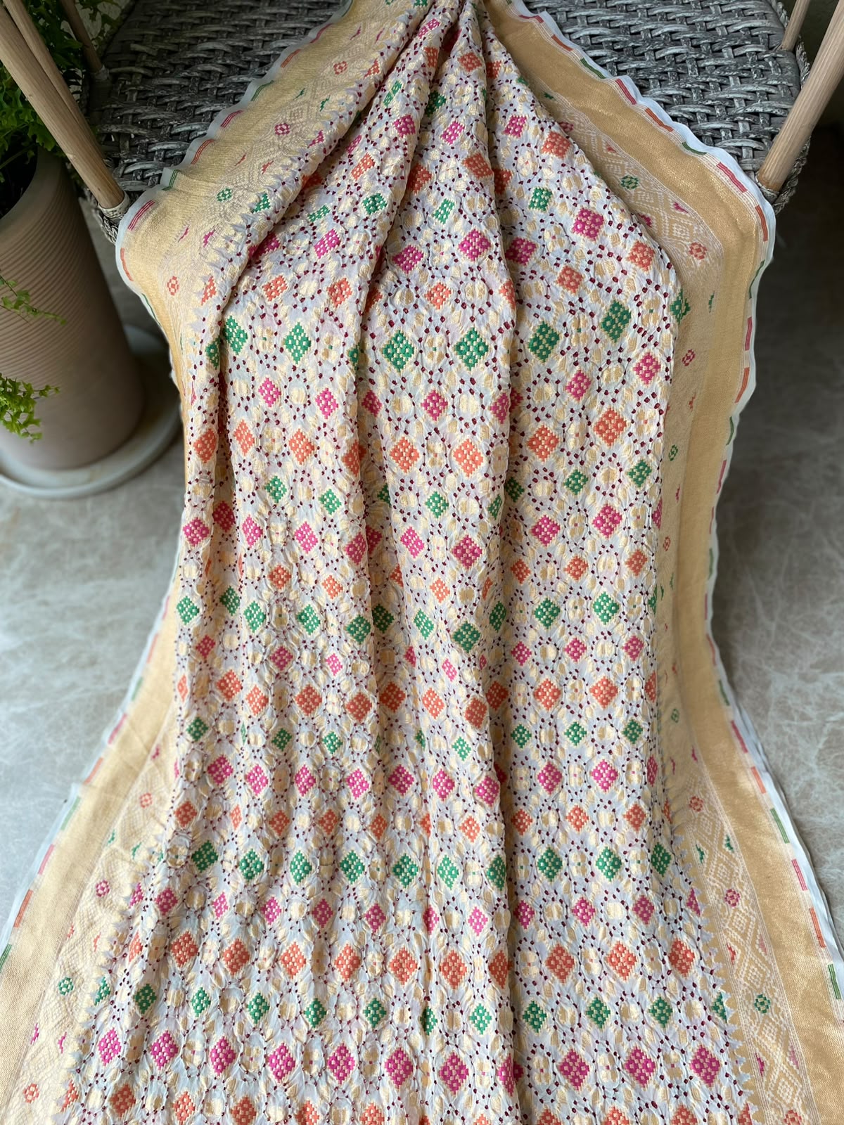 Vaani - Ivory Meenakari Bandhani Saree