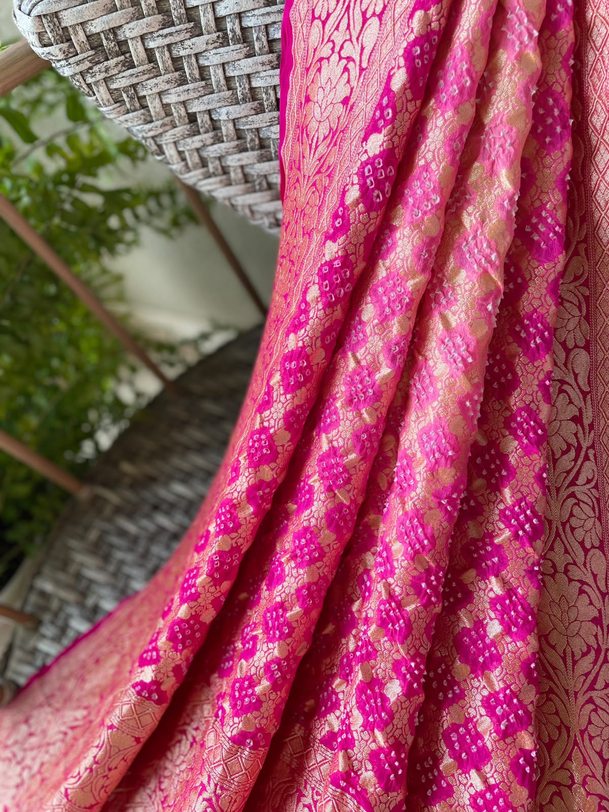Kirti - Pink & Peach Bandhani Banarasi Dupatta
