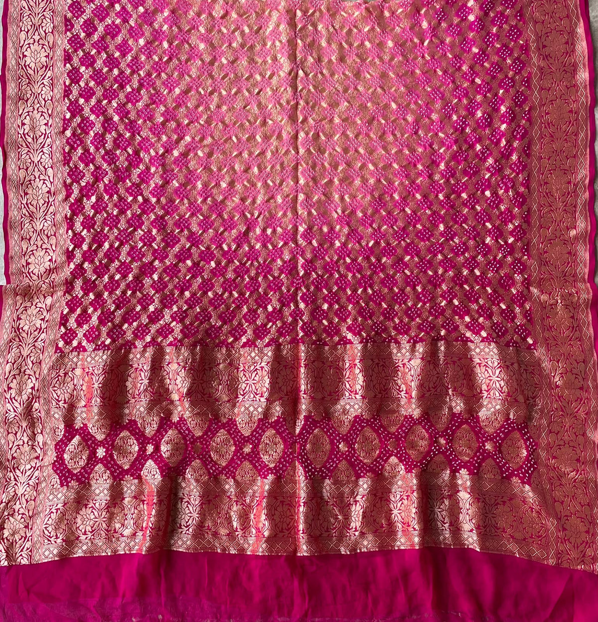 Kirti - Pink & Peach Bandhani Banarasi Dupatta