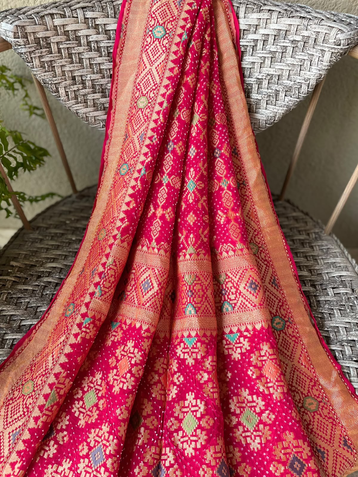 Zenia - Rani Pink Meenakari Bandhani Dupatta