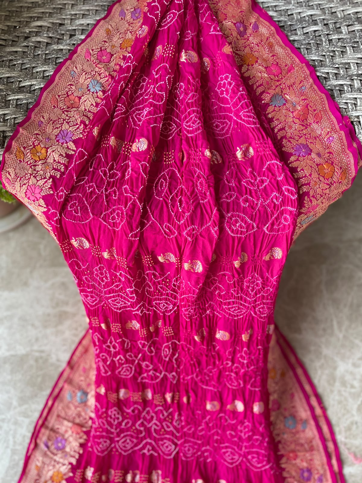 Aashita - Pink Tilfi Meenakari Bandhani Saree