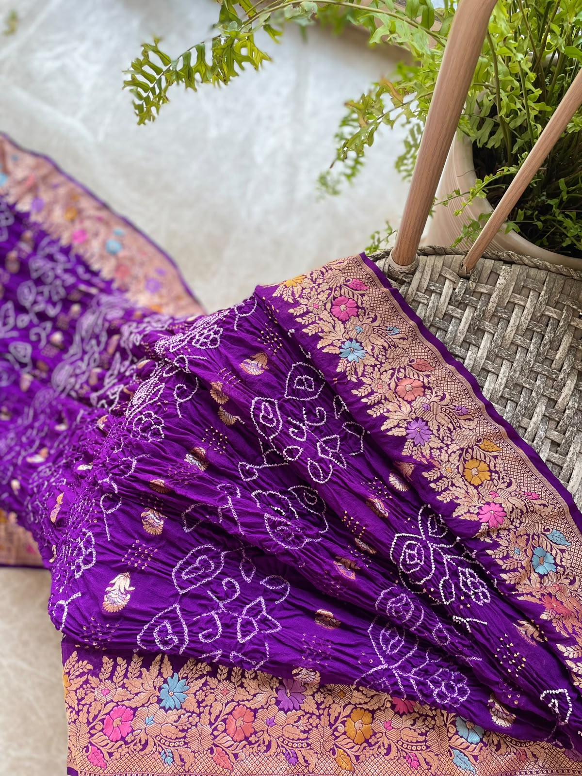 Ruhi - Purple Tilfi Meenakari Bandhani Saree